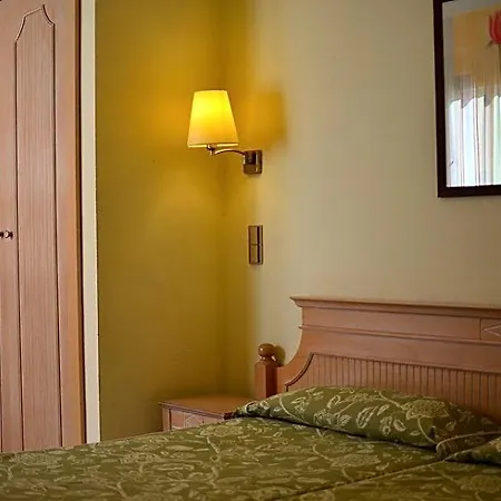 Hotel Maspalomas Oasis 2*